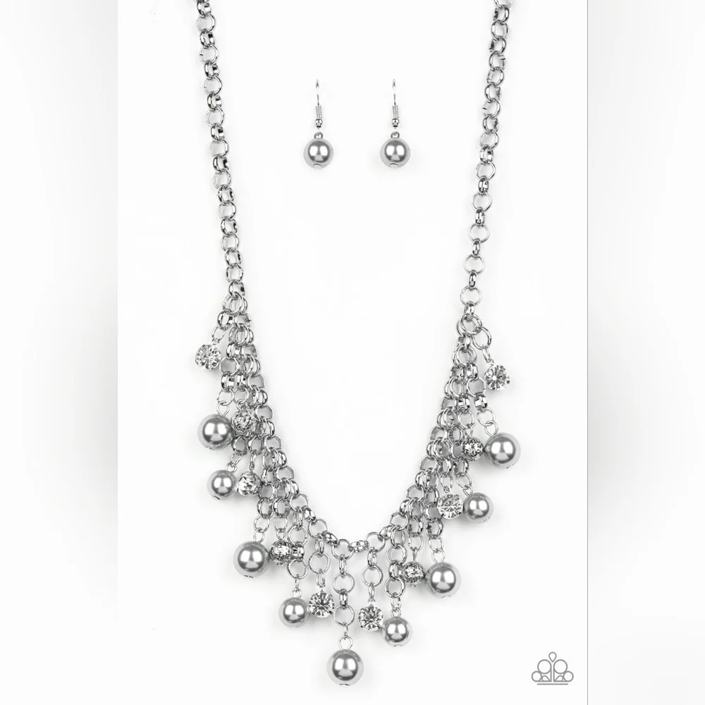 Heir-headed Necklace